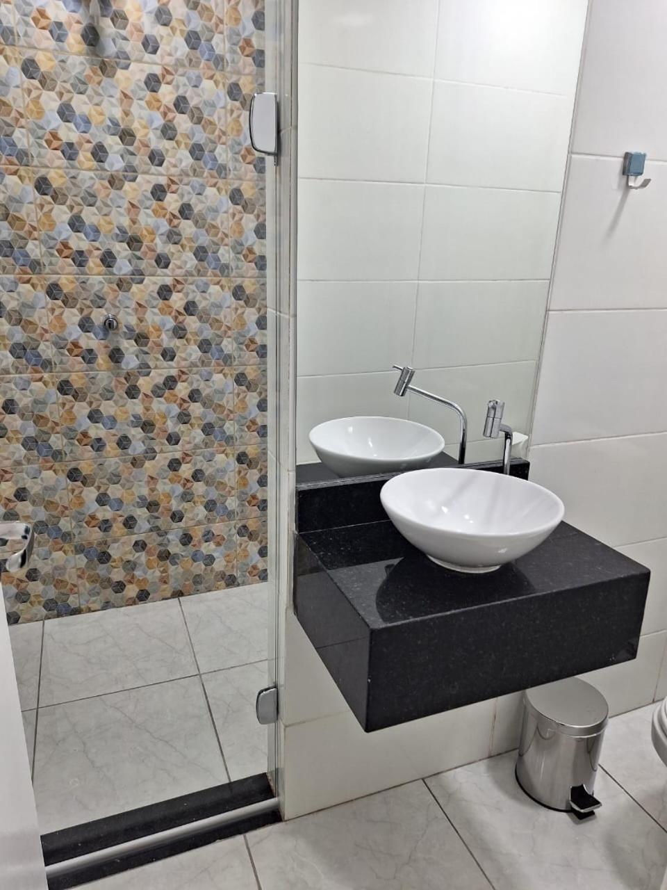 Max Hotel Núcleo Bandeirante Екстериор снимка