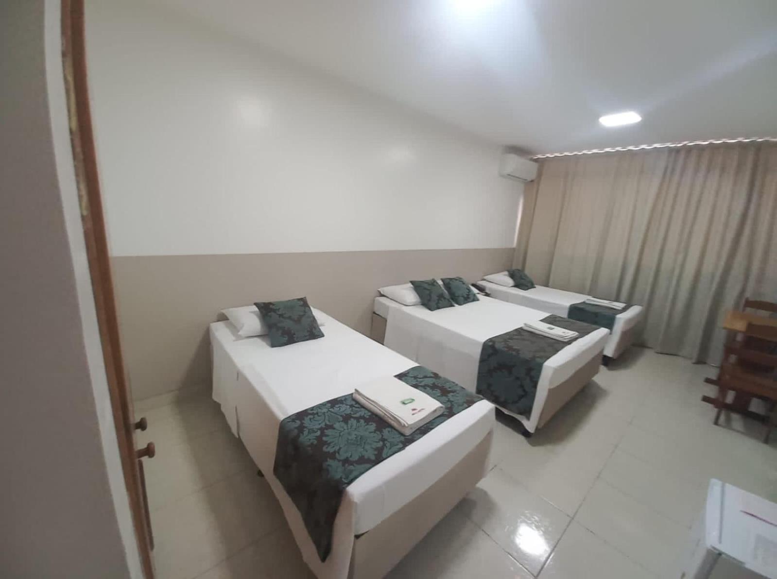 Max Hotel Núcleo Bandeirante Екстериор снимка
