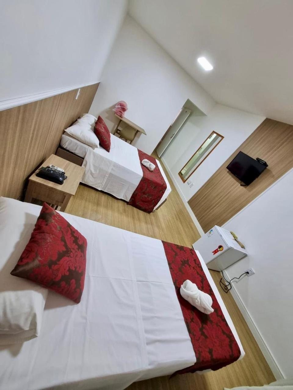 Max Hotel Núcleo Bandeirante Екстериор снимка