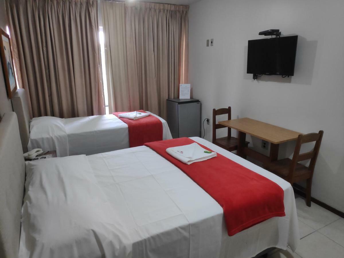 Max Hotel Núcleo Bandeirante Екстериор снимка